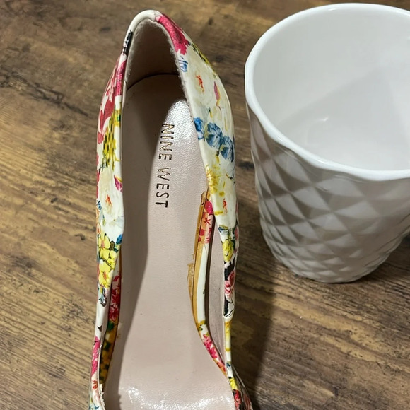 Nine West Flower Platform Peep Toe Heels Size 8 1/2 M Vishellel - Picture 4 of 6